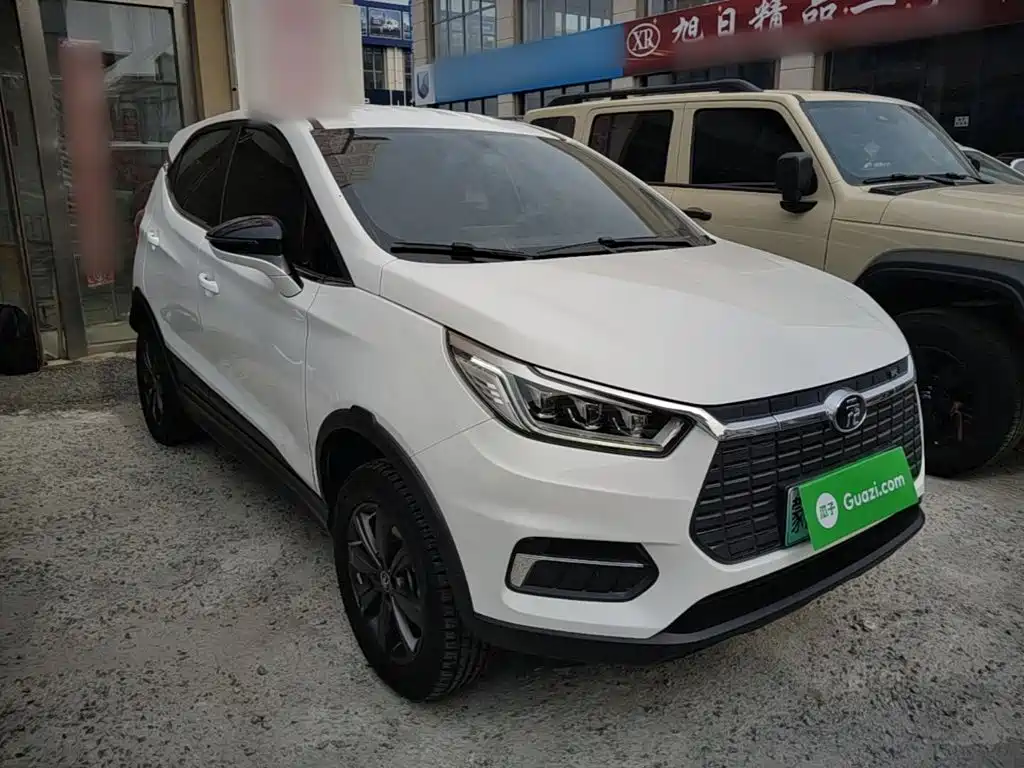 BYD Yuan EV — миниатюра 4