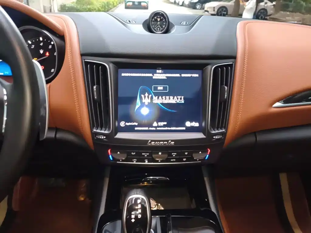 Maserati Levante — миниатюра 13
