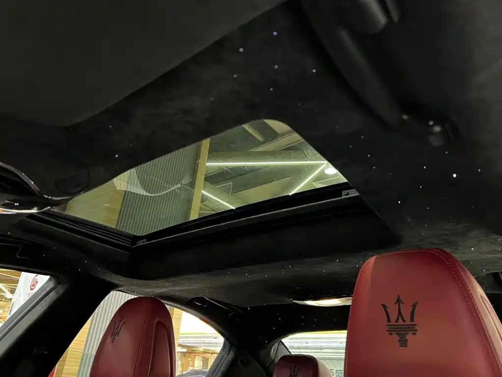 Maserati Ghibli — миниатюра 7