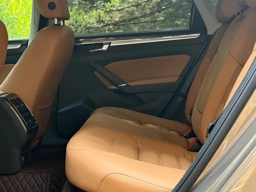 Volkswagen Passat 2016 330TSI DSG