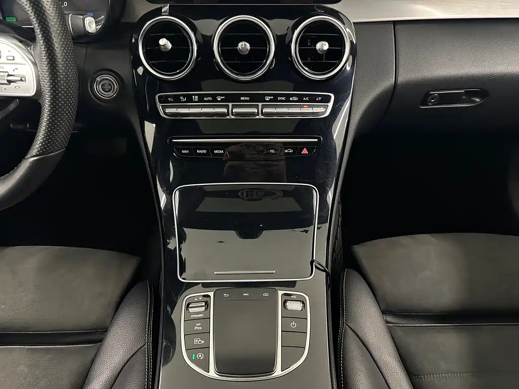 Mercedes-Benz C-Class — миниатюра 20