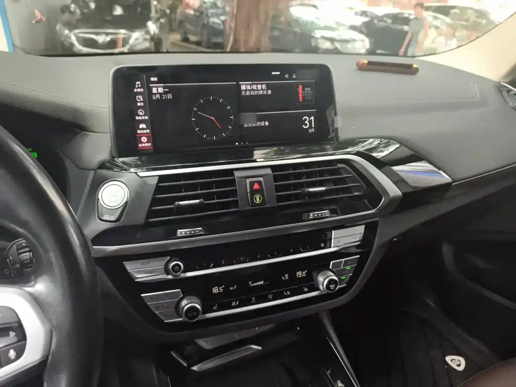 BMW X3 — миниатюра 6