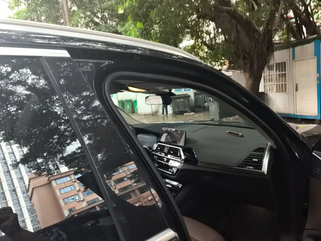BMW X3 — миниатюра 18