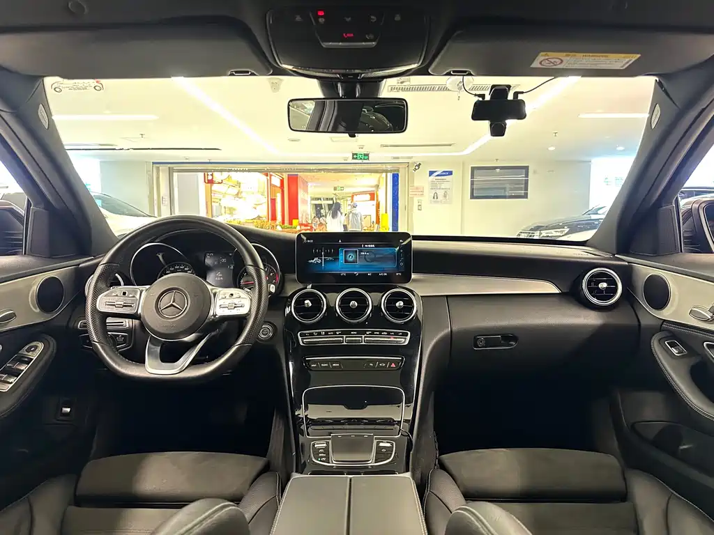 Mercedes-Benz C-Class — миниатюра 17