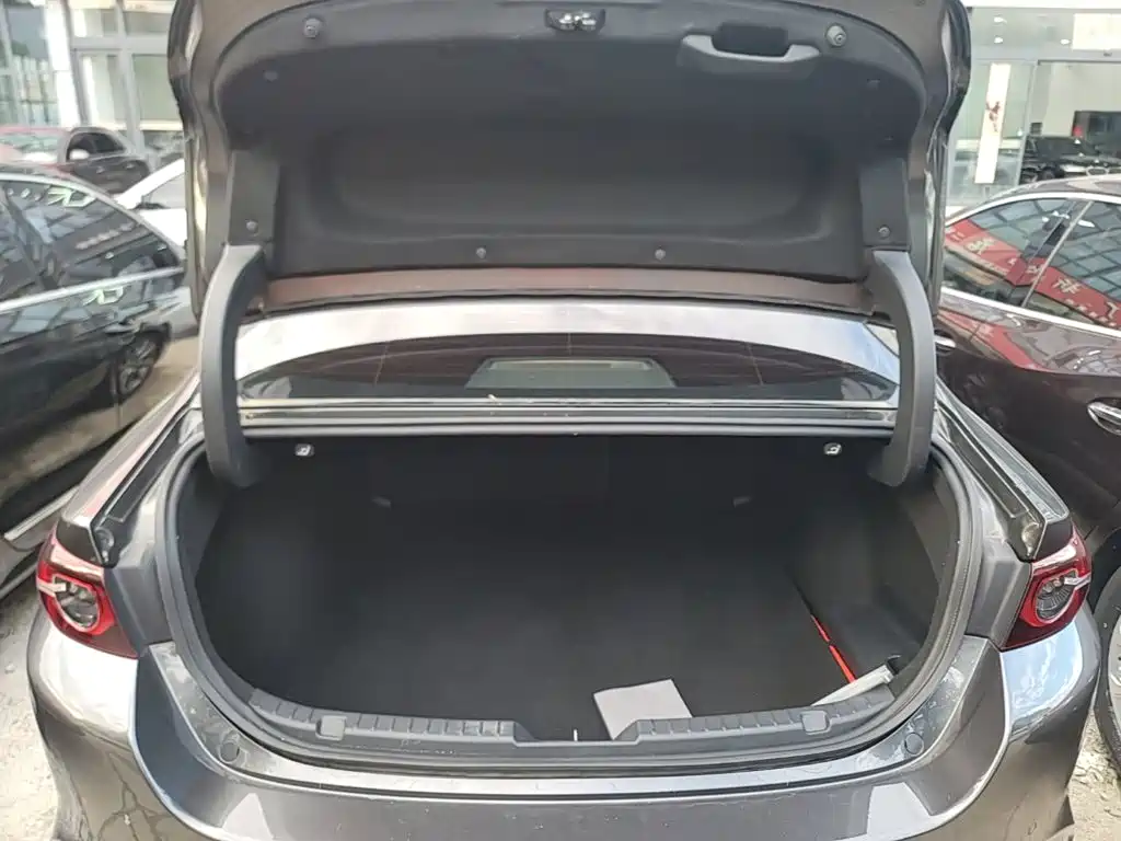 Mazda 3 Axela — миниатюра 19