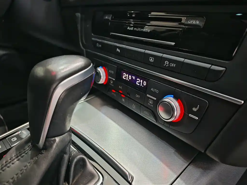 Audi A6L — миниатюра 12