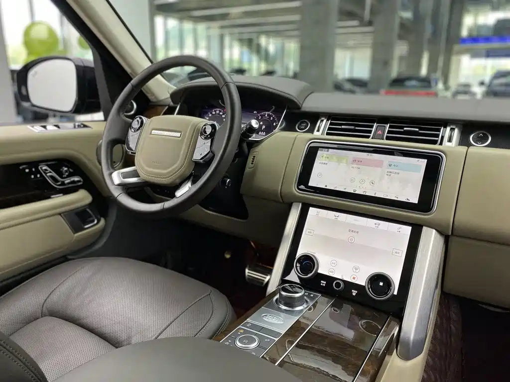Land Rover Range Rover — миниатюра 36