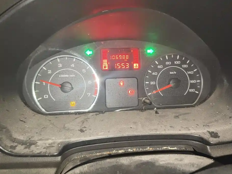 Wuling Hongguang V — миниатюра 14