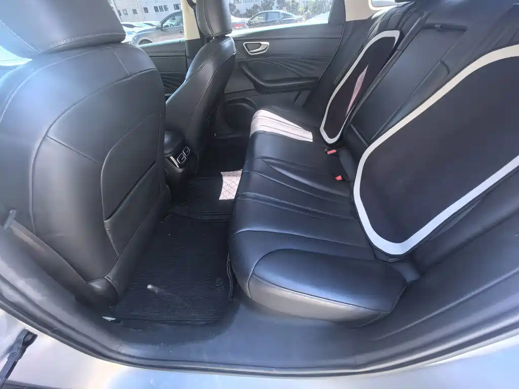 Roewe D7 — миниатюра 11
