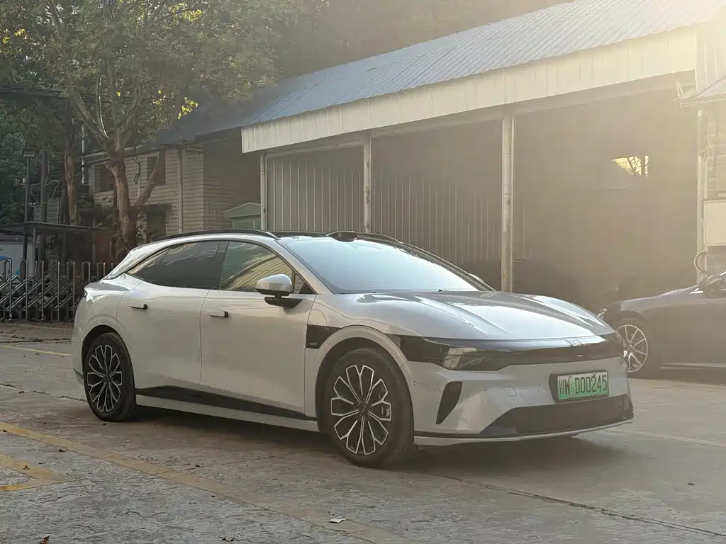 Zeekr 007GT — миниатюра 3