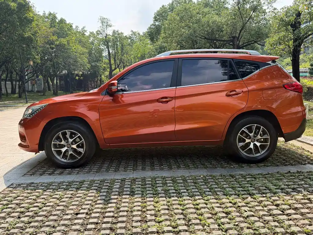 BYD Song — миниатюра 4