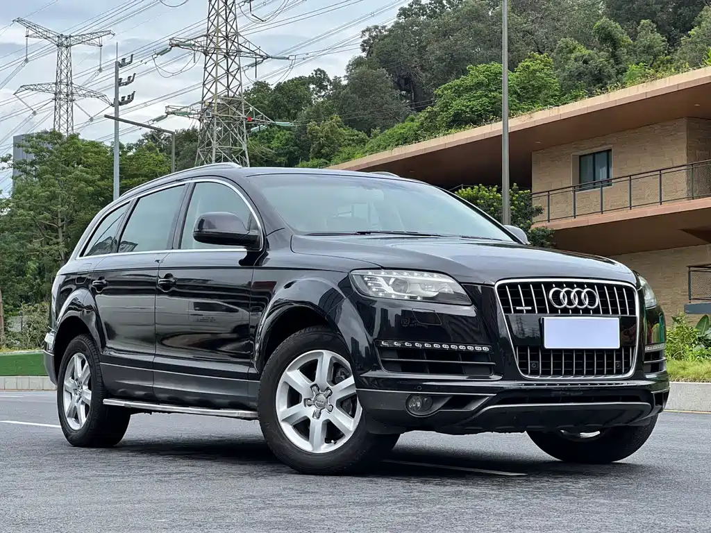 Audi Q7 — миниатюра 3