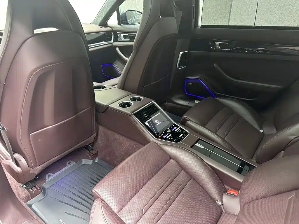 Porsche Panamera — миниатюра 10