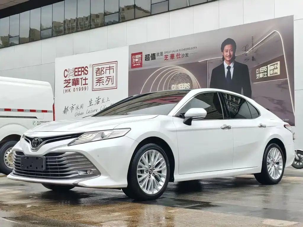Toyota Camry 2018 2.5G Luxury