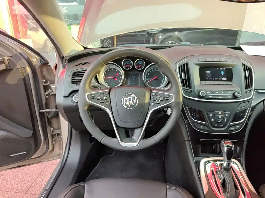 Buick Regal — миниатюра 11