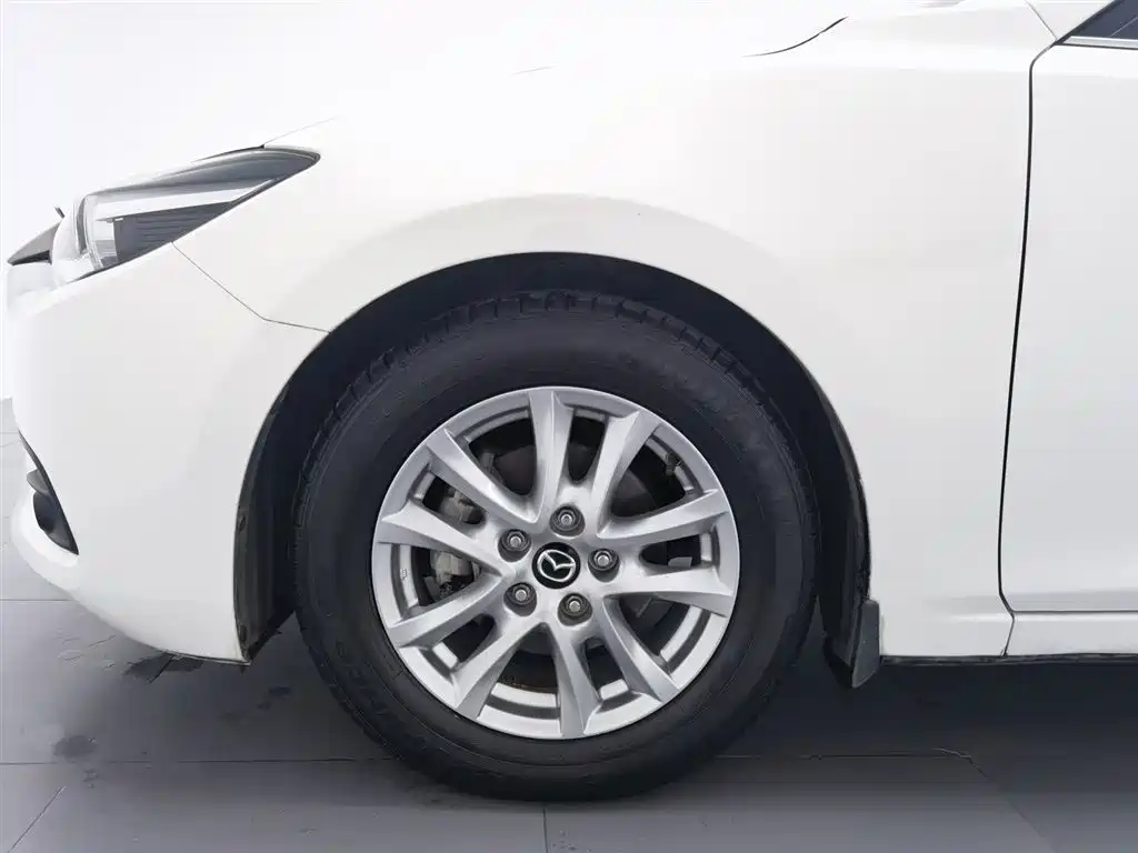 Mazda Mazda3 — фотографии объявления, Фото 17