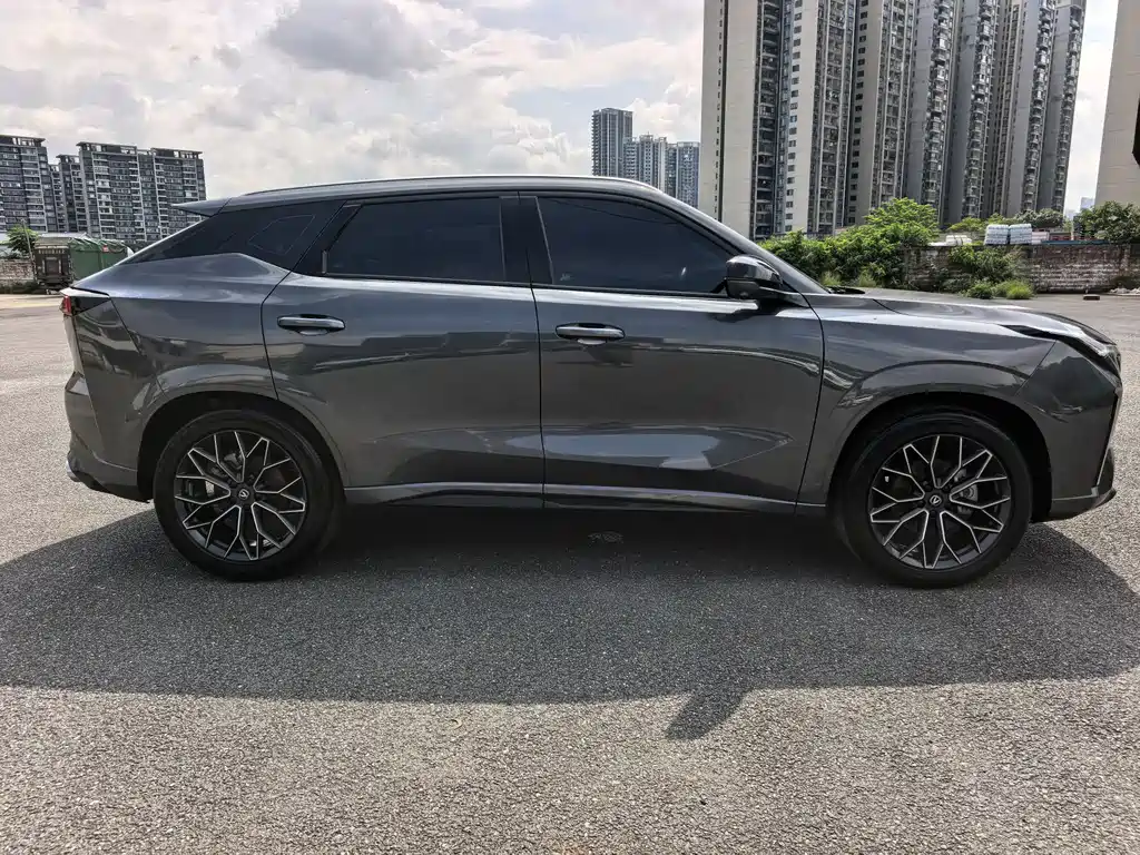 Changan UNI-Z 2025 1.5T Luxury