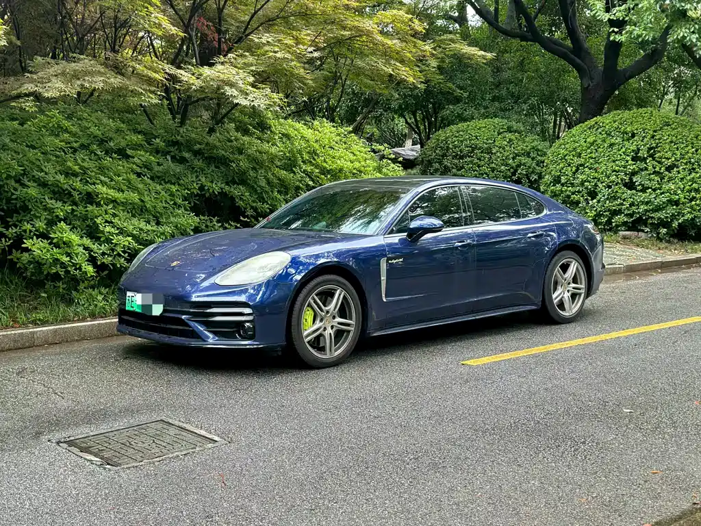Porsche Panamera 2017 Panamera 4 E-Hybrid Executive Long Wheelbase 2.9T