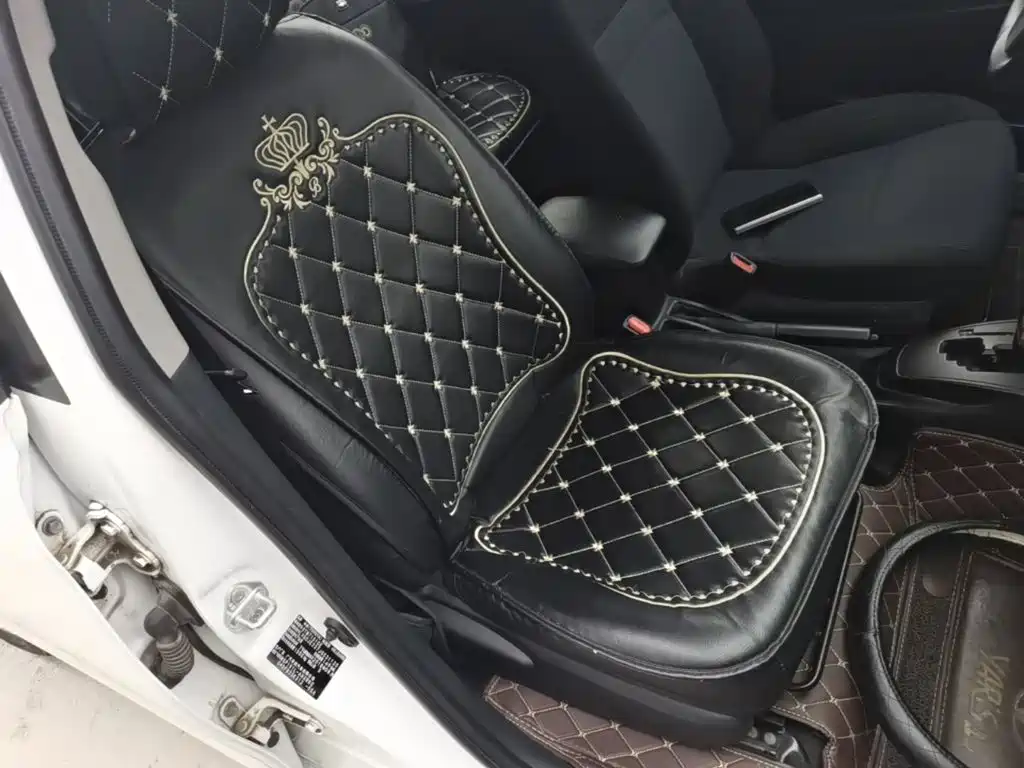 Toyota Yaris L — миниатюра 25