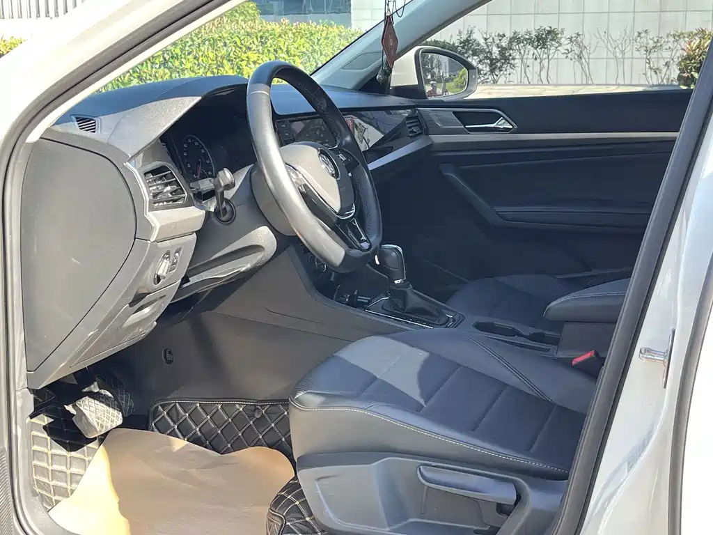 Volkswagen Lavida Pure Electric — миниатюра 8