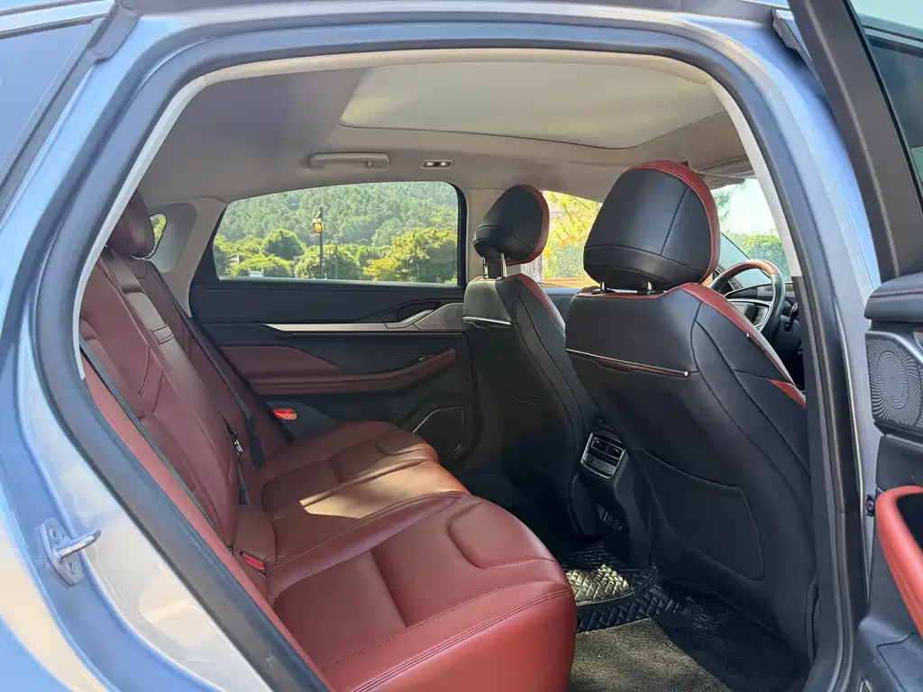 Lincoln Z — миниатюра 12
