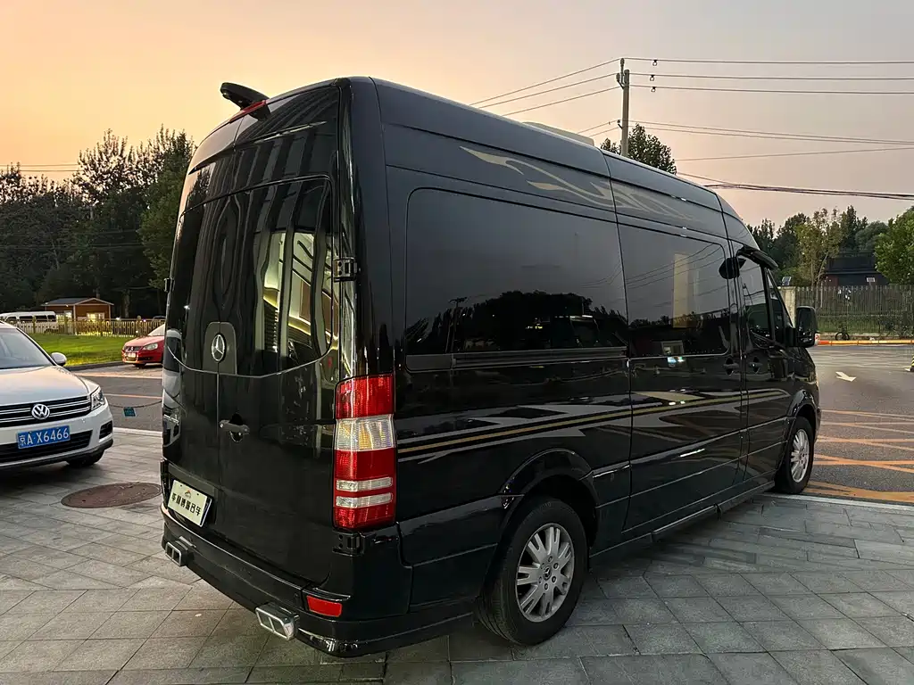 Mercedes-Benz Sprinter — миниатюра 14