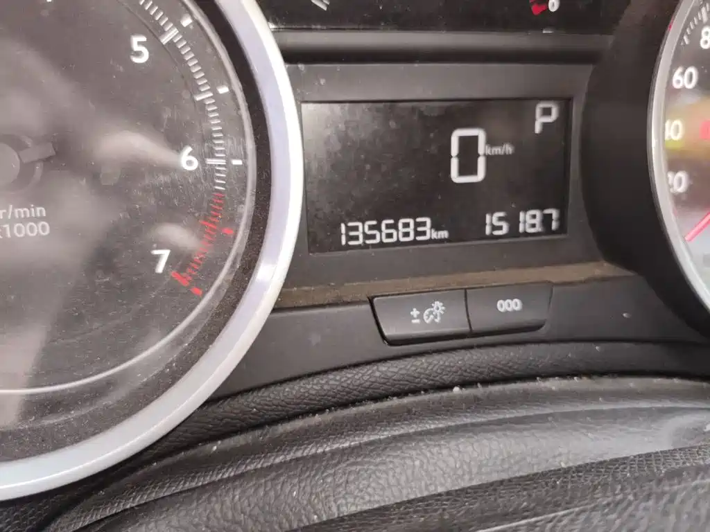 Peugeot 408 — миниатюра 13