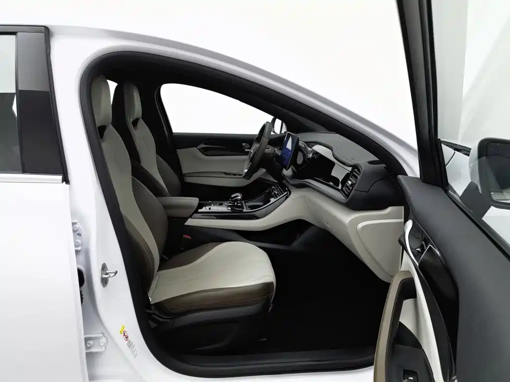 BYD Qin PLUS — миниатюра 23