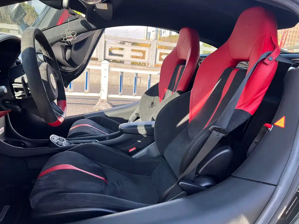 McLaren 570 — миниатюра 6