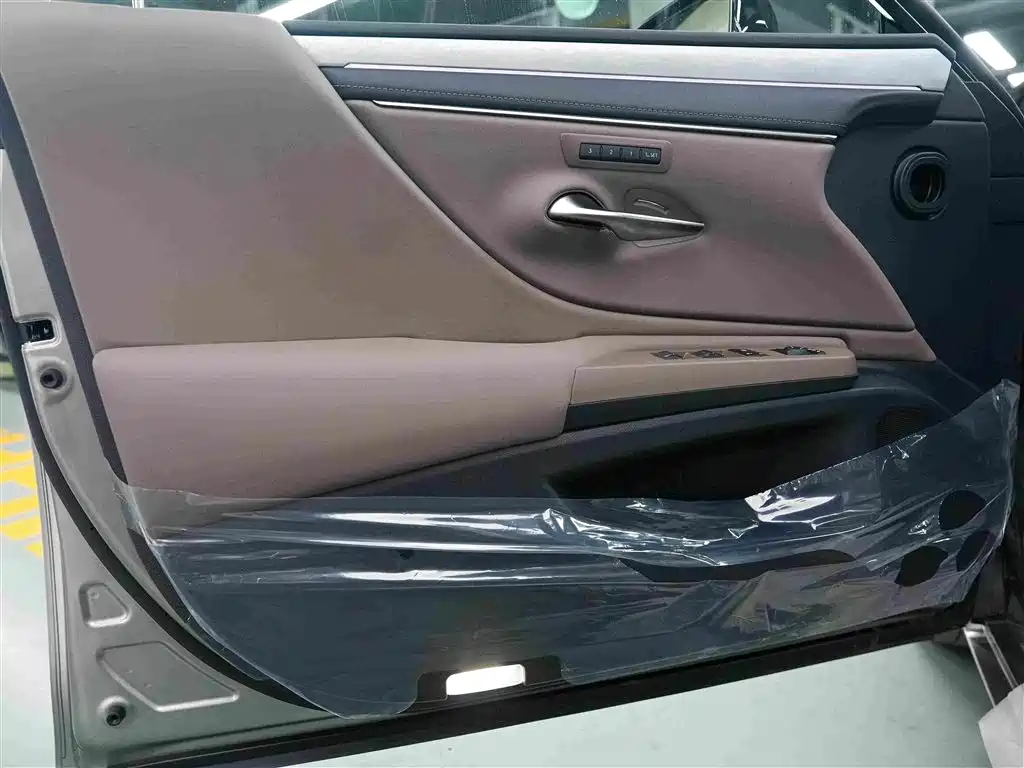 Lexus ES — миниатюра 9