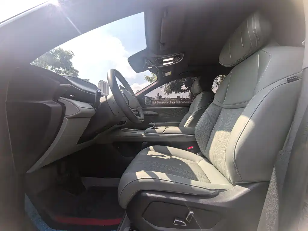 Changan Deepal DARK BLUE S07