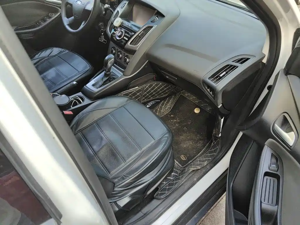 Ford Focus — миниатюра 19