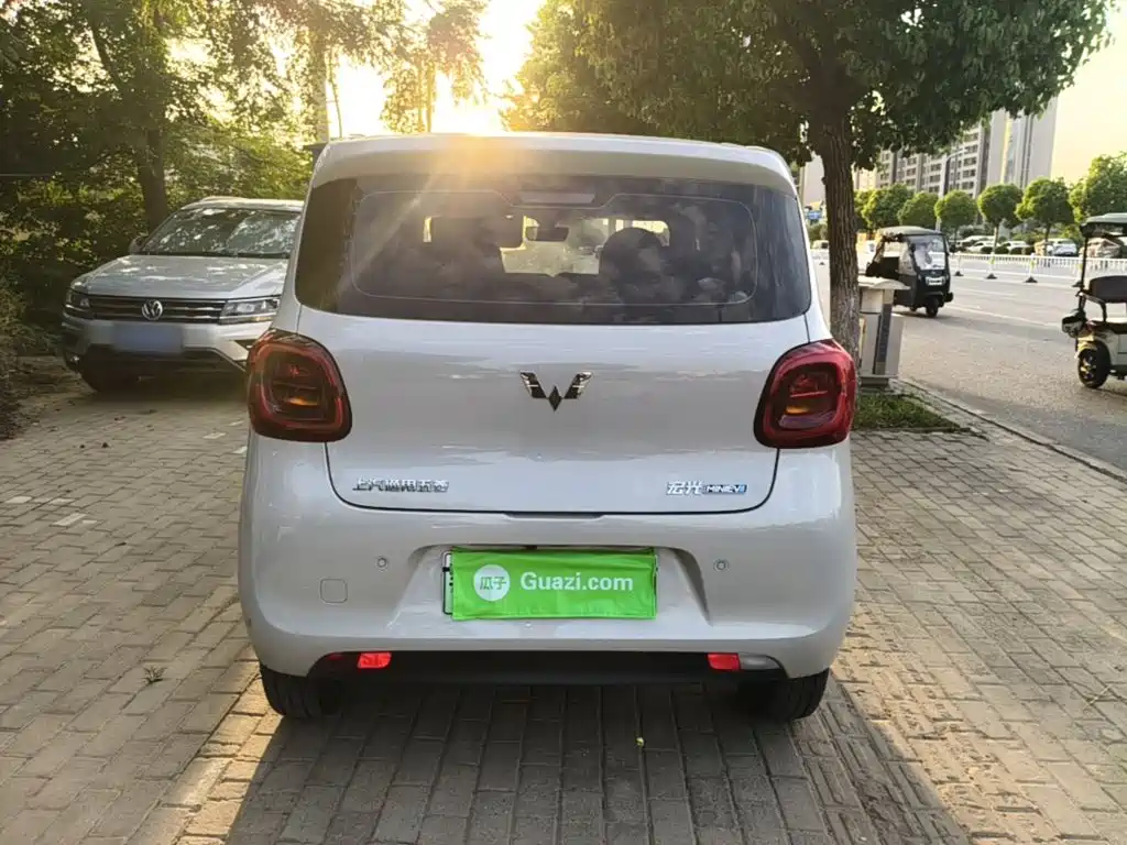 Wuling MINIEV — миниатюра 6