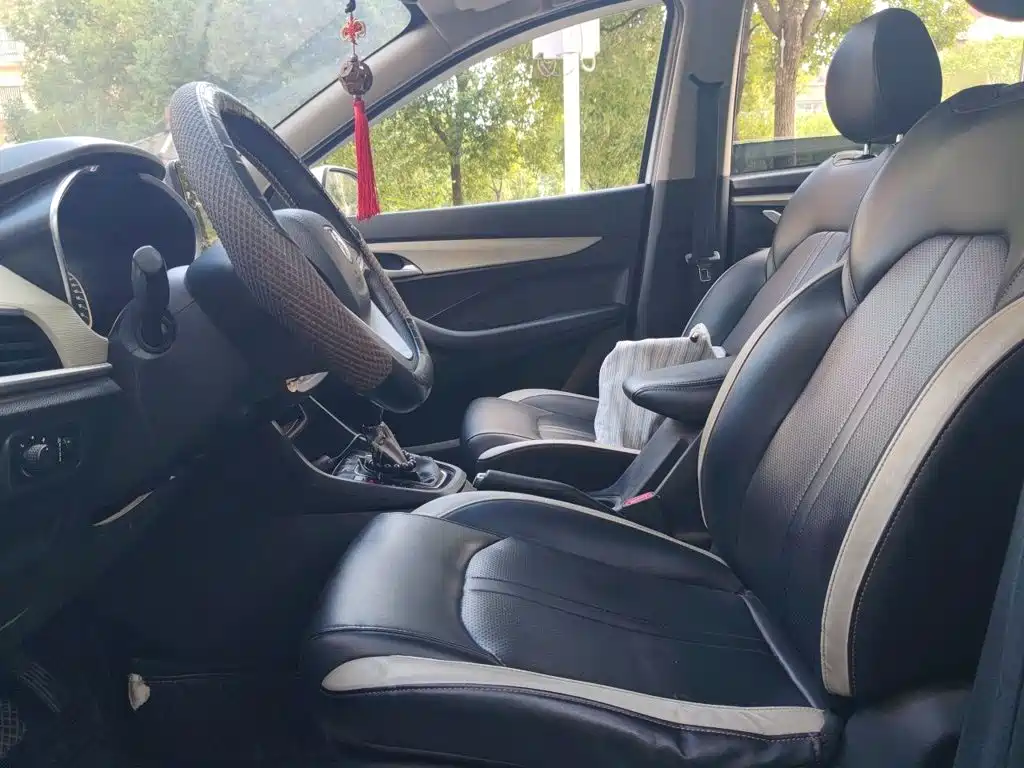 Baojun 360 — миниатюра 11
