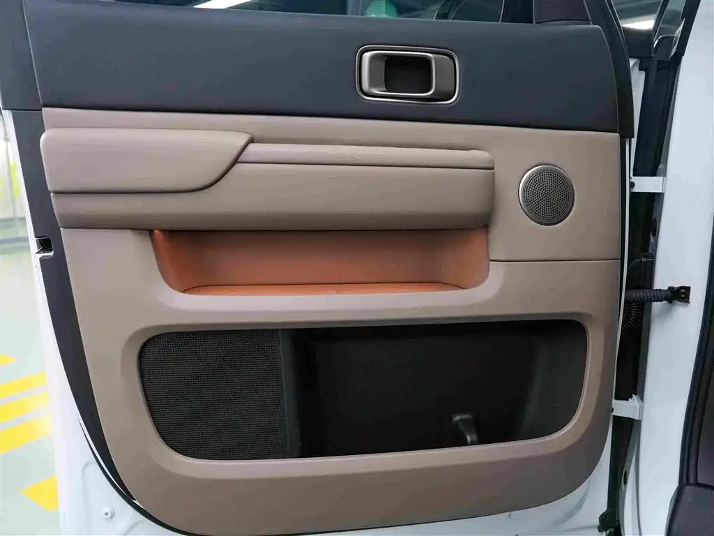 Li Auto Li MEGA — миниатюра 9