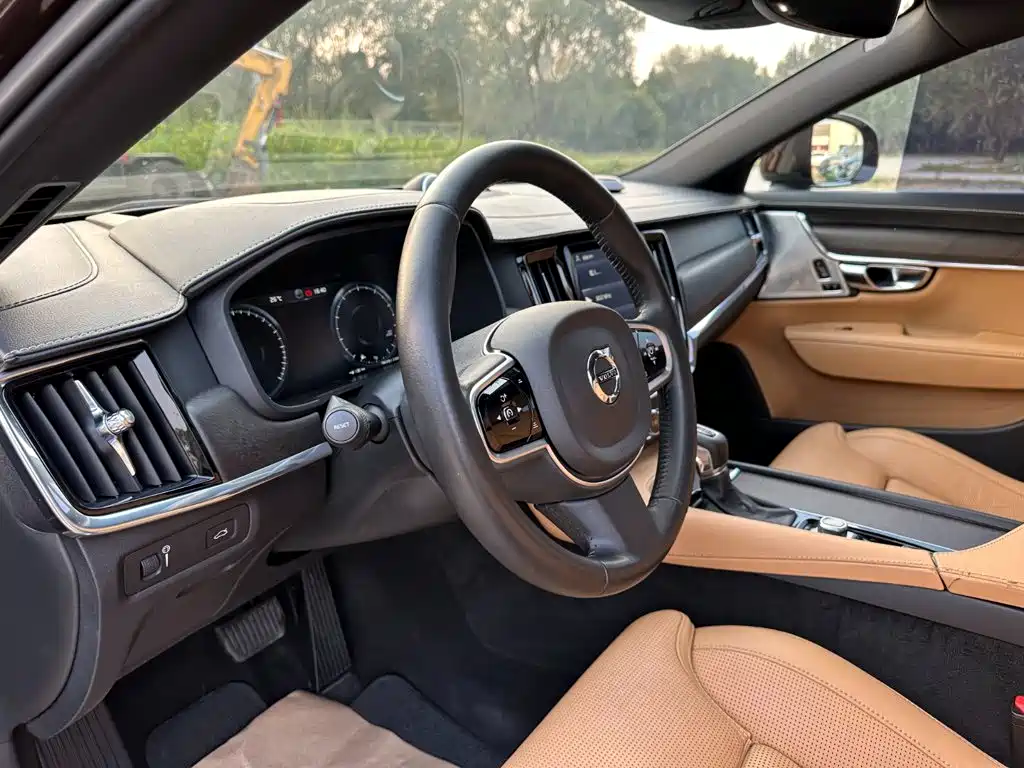 Volvo V90 — миниатюра 12