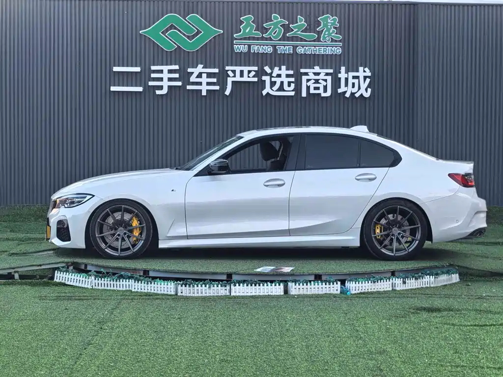 BMW 3 Series — миниатюра 4