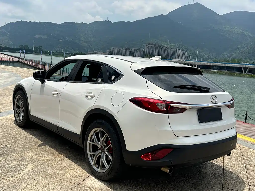 Mazda CX-4 2016 2.0L AT