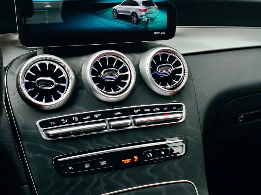 Mercedes-Benz GLC AMG — миниатюра 17