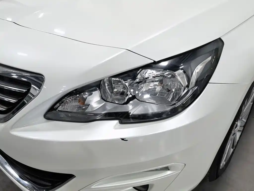 Peugeot 408 — миниатюра 7