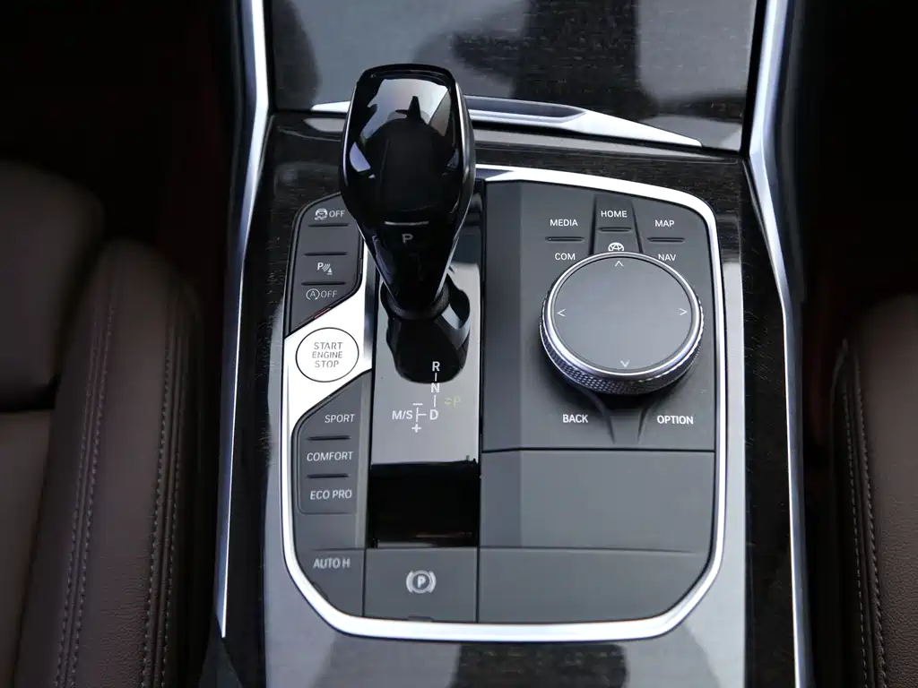 BMW 3 Series — миниатюра 9