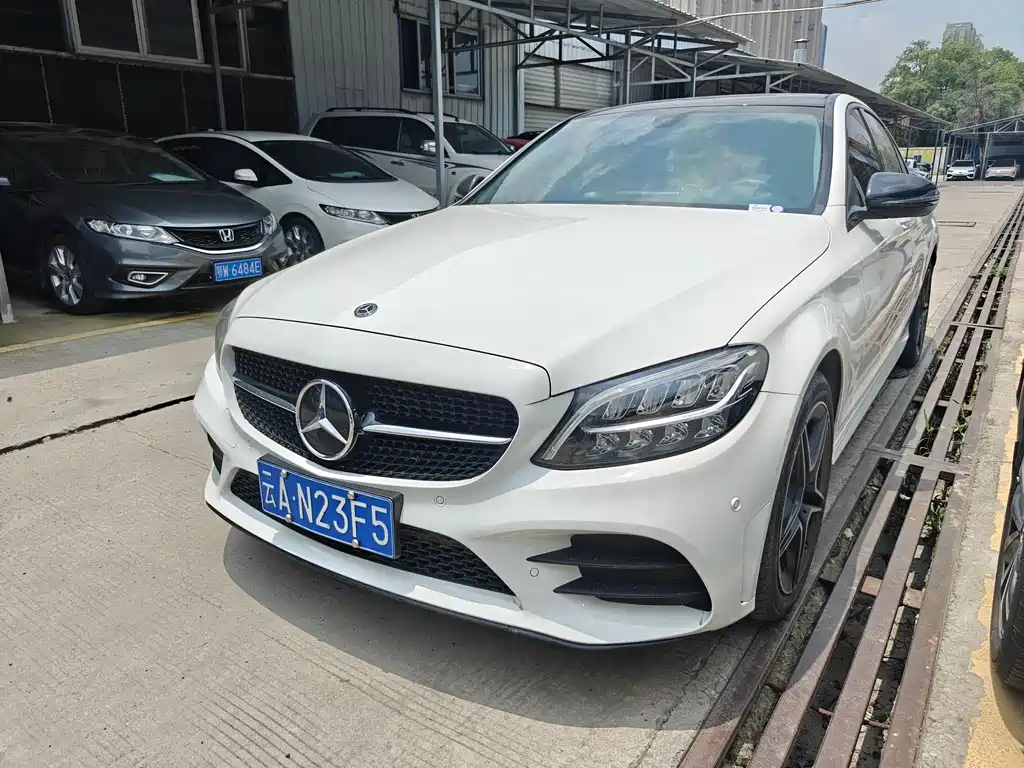 Mercedes-Benz C-Class 2022