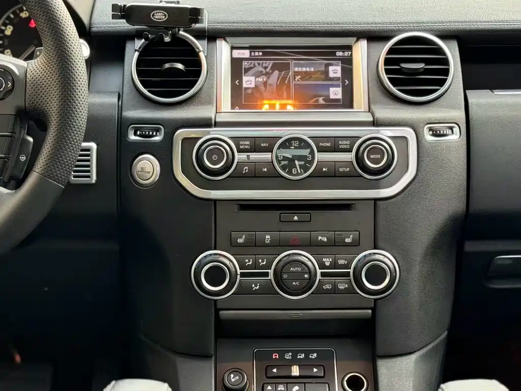 Land Rover Discovery — миниатюра 7
