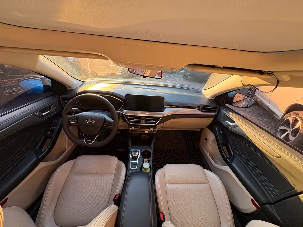 Ford Focus — миниатюра 18