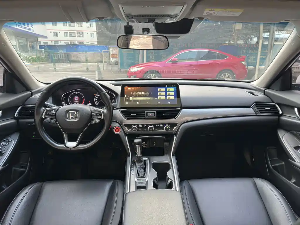Honda Accord — миниатюра 14
