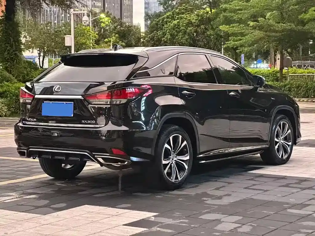 Lexus RX — миниатюра 3