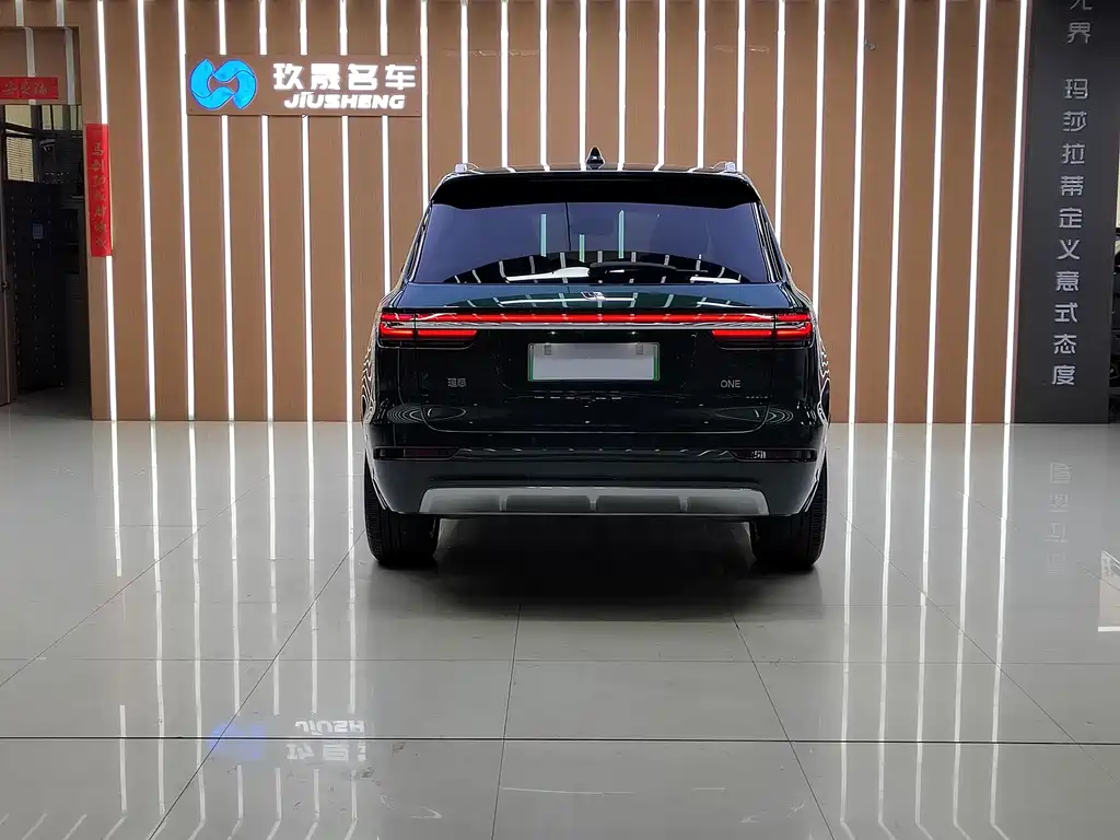 Li Auto ONE 2021 6 мест