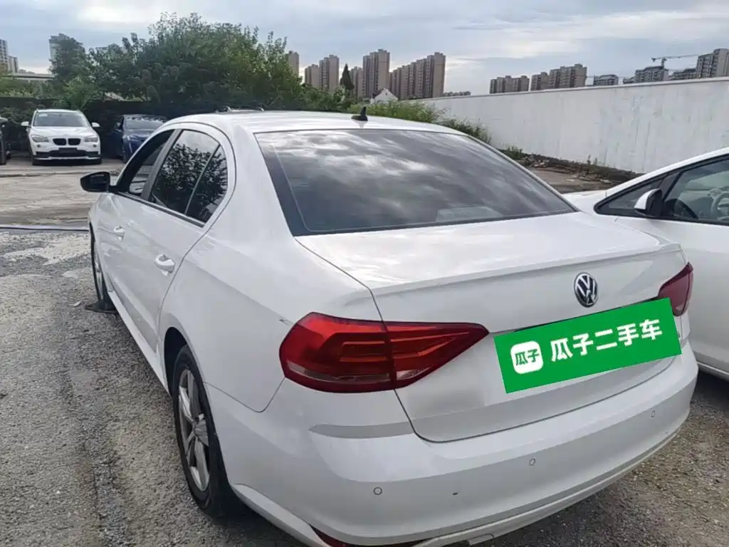 Volkswagen Lavida — миниатюра 5
