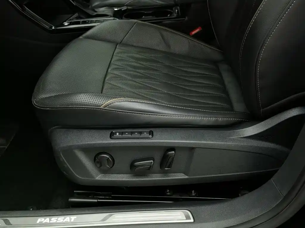 Volkswagen Passat — миниатюра 20