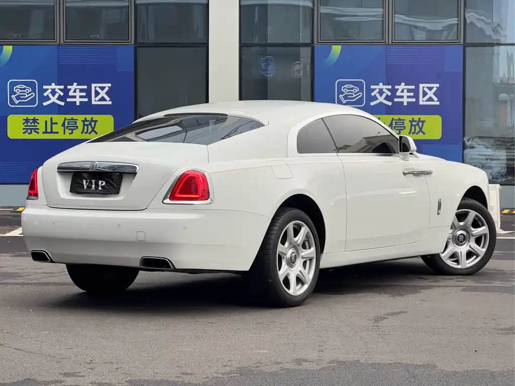 Rolls-Royce Wraith — миниатюра 27